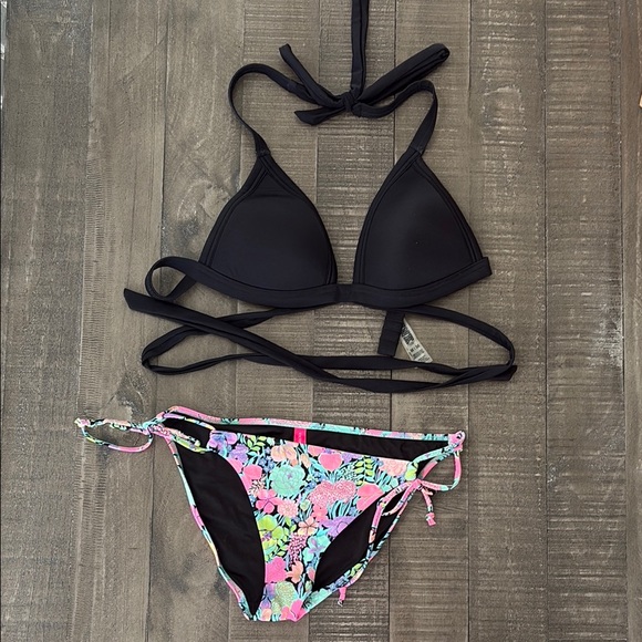 PINK Victoria's Secret Black and Pink Bikini Set - Picture 1 of 1